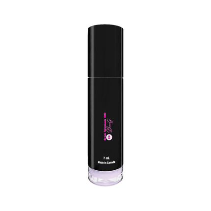 viaGlamour image of a Concealer