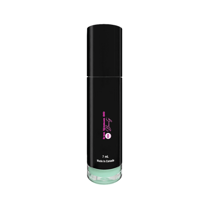 viaGlamour image of a Concealer