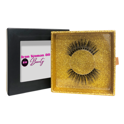 viaGlamour image of a Eyelashes