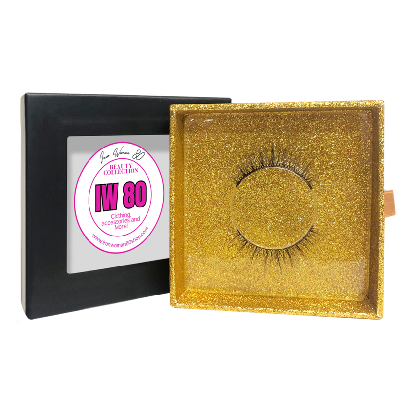 viaGlamour image of a Eyelashes